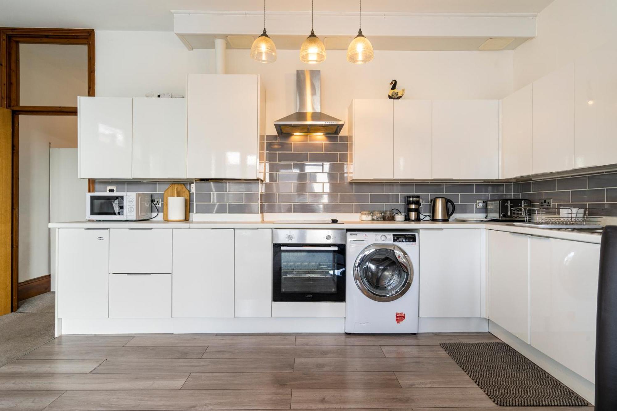 Modern 2 Bedroom Apartment In Mitcham, London Extérieur photo